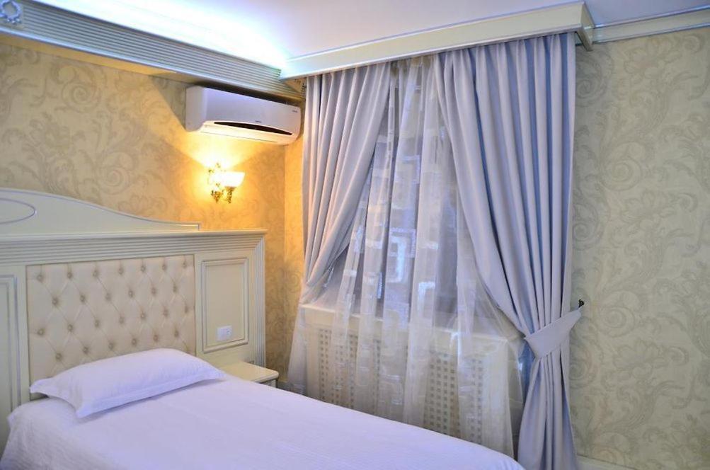Cazare Plopii Fara Sot Iasi Extérieur photo