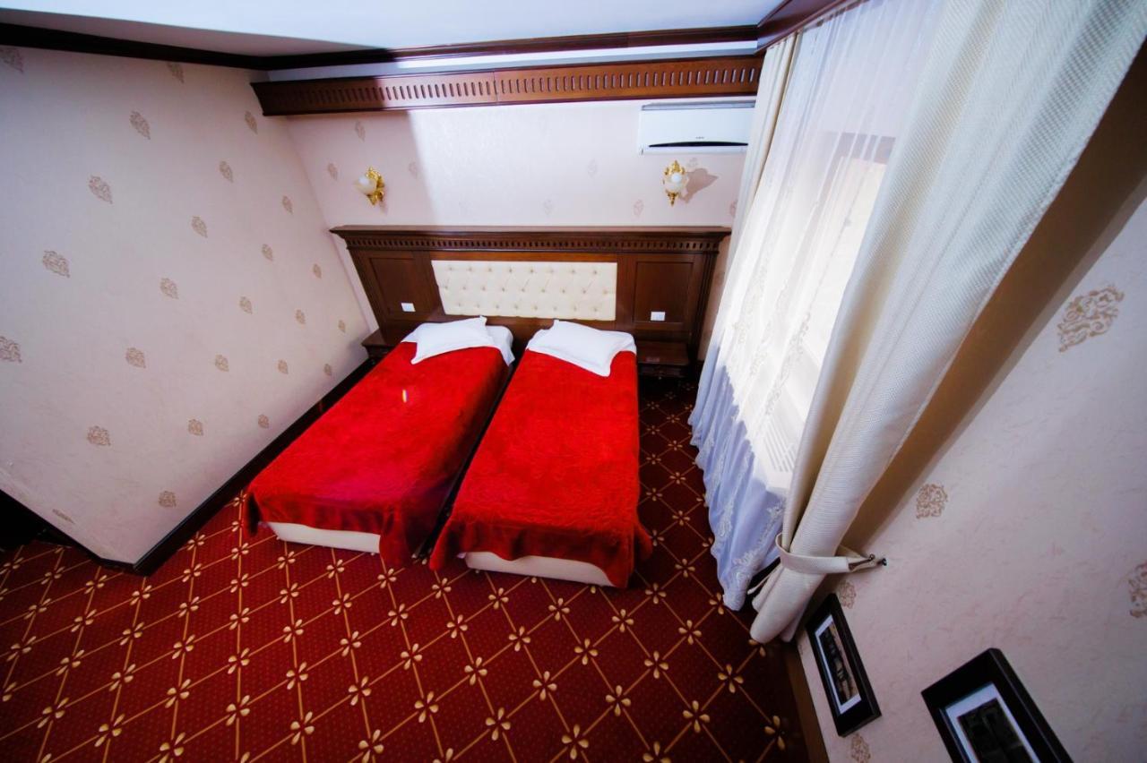 Cazare Plopii Fara Sot Iasi Extérieur photo
